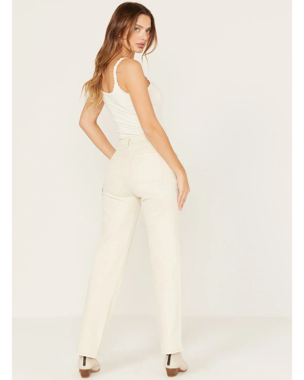 Product Name:  Cleo + Wolf Women's High Rise Relaxed Straight Jeans